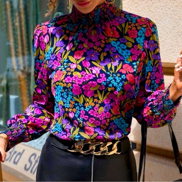 COPY - New floral print long sleeve mock neck top - Picture 3 of 6